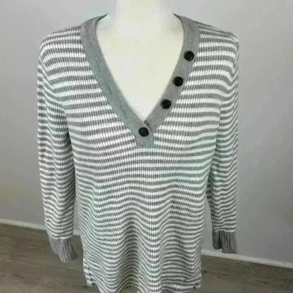 Sonoma Grey & White Striped Pullover Sweater Size M